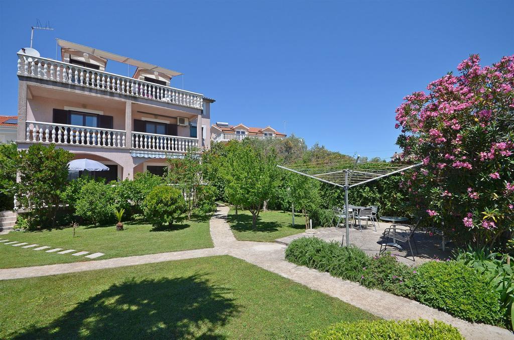 Apartments Daniela Vodice Zewnętrze zdjęcie